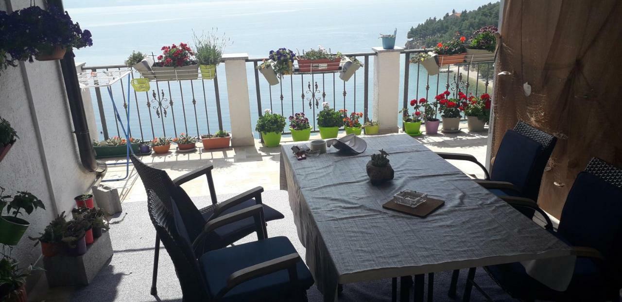 Ferienwohnung Leonarda Omiš Exterior foto